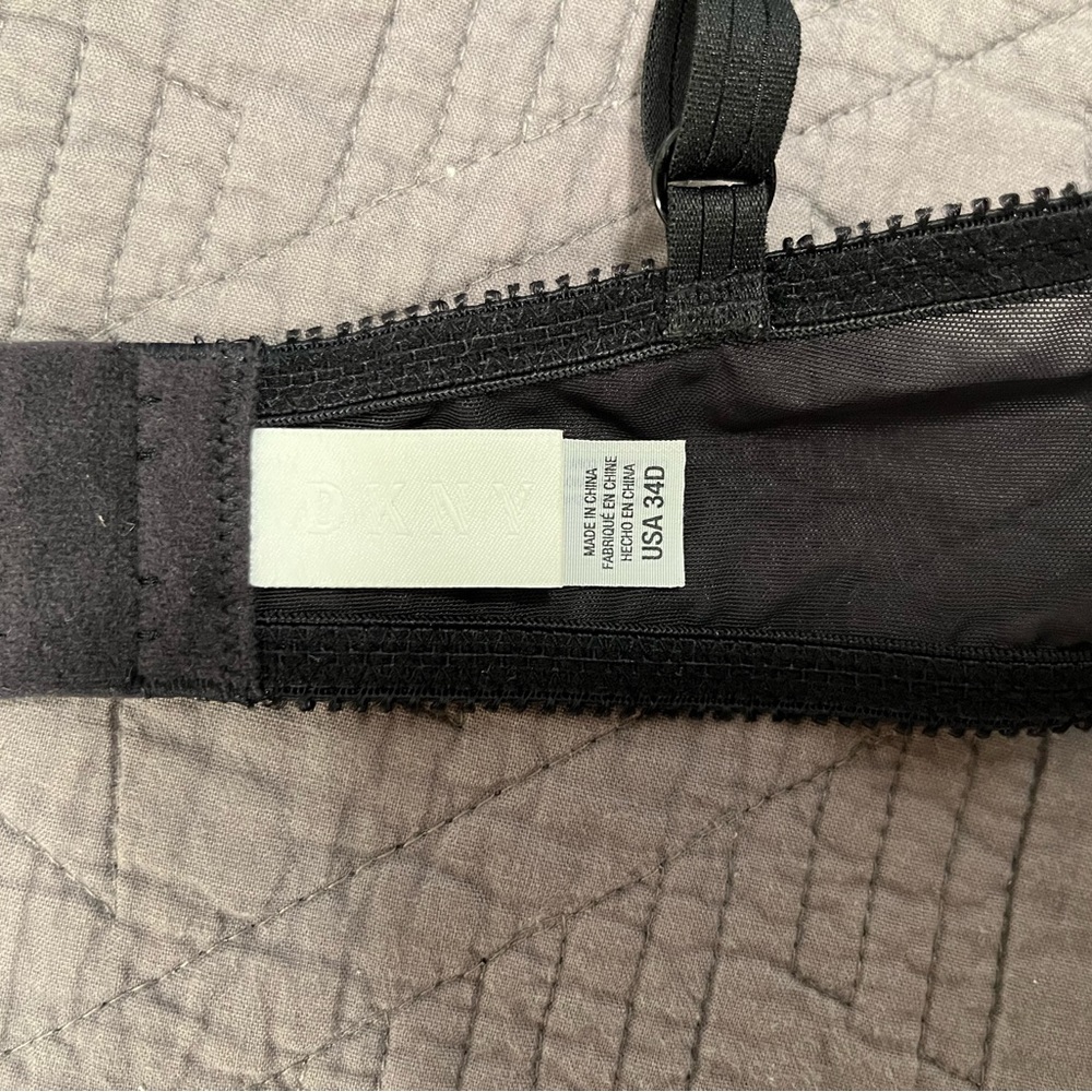 DKNY 34D balconette bra